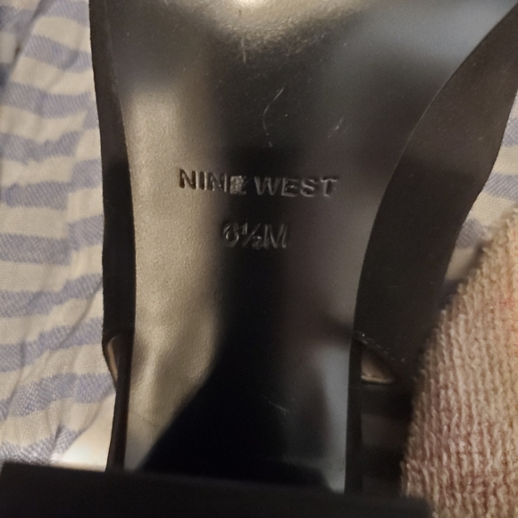 Nine West peep toe heels NWOT - Picture 3 of 3